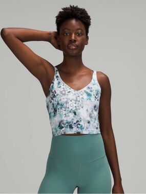 NWT Lululemon Align Tank
Kaleidofloral Multi